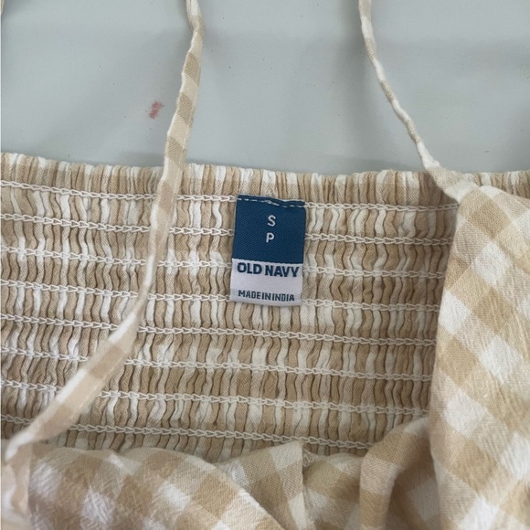 🤍 Old Navy Gingham Spaghetti Strap Top – Size Small 🤍 - Picture 7 of 8